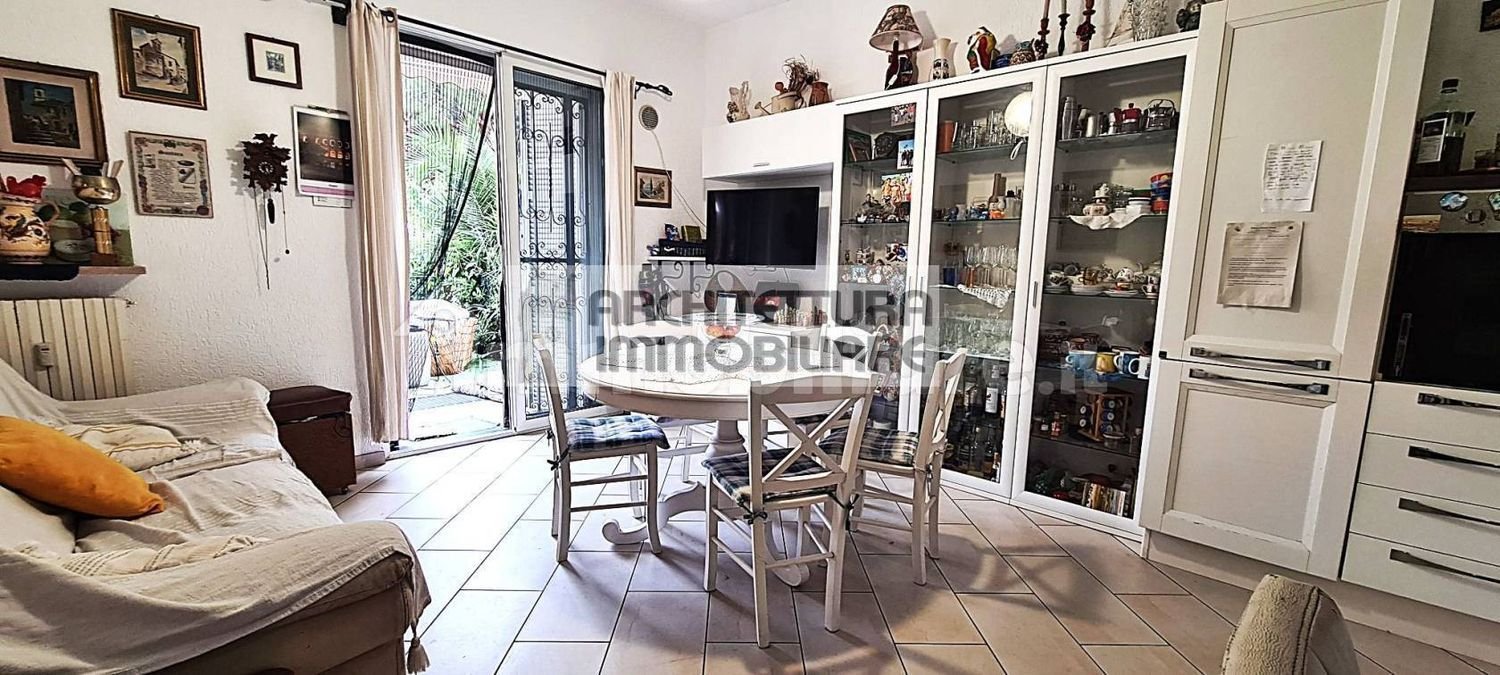 6 rooms Apartment in Varazze, Italy No. 258472