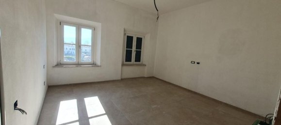 4 rooms Penthouse in Capannori, Italy No. 42731 21
