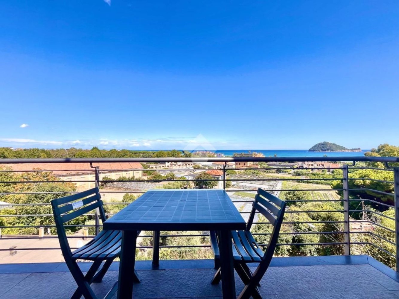 3 غرف نوم شقة في Albenga, Italy رقم 381453