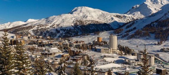 Apartamento de 3 habitaciónes en Sestriere, Italy No. 276144 2