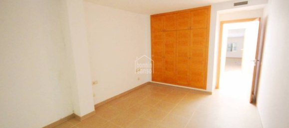 4 bedrooms Apartment in Mahon, Spain No. 5251 18
