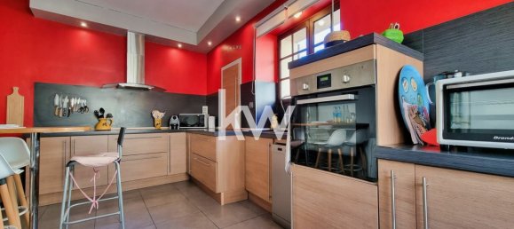 Таунхаус с 3 спальнями в Вержез, Франция № 292227 4