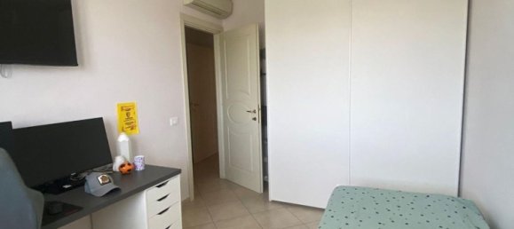 5-Zimmer Wohnung in Massa, Italy, Nr. 298214 11
