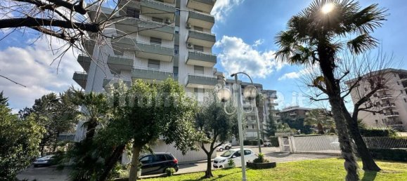 3 bedrooms Apartment in Cosenza, Italy No. 166215 3
