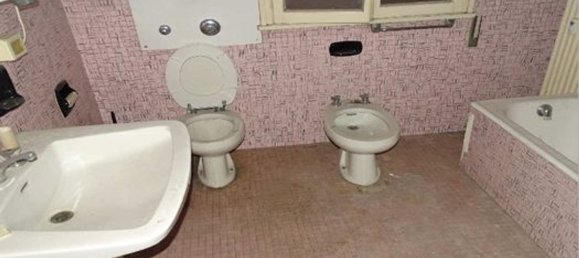 7-Zimmer Wohnung in Padua, Italy, Nr. 217060 2