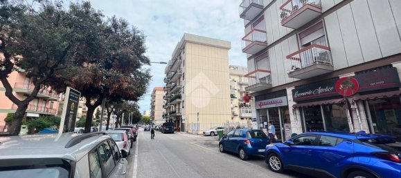 Gewerbliche Immobilie in Bari, Italy 44m², Nr. 213256 7