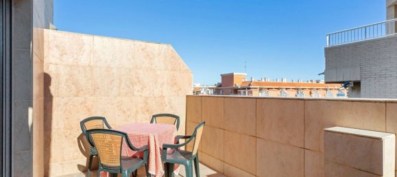 Apartamento de 2 dormitorios en Torrevieja, Spain No. 181787 10