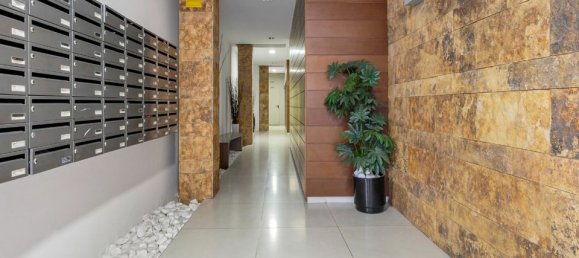 Apartamento de 2 dormitorios en Torrevieja, Spain No. 181787 7