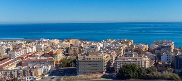 Apartamento de 2 dormitorios en Torrevieja, Spain No. 181787 33