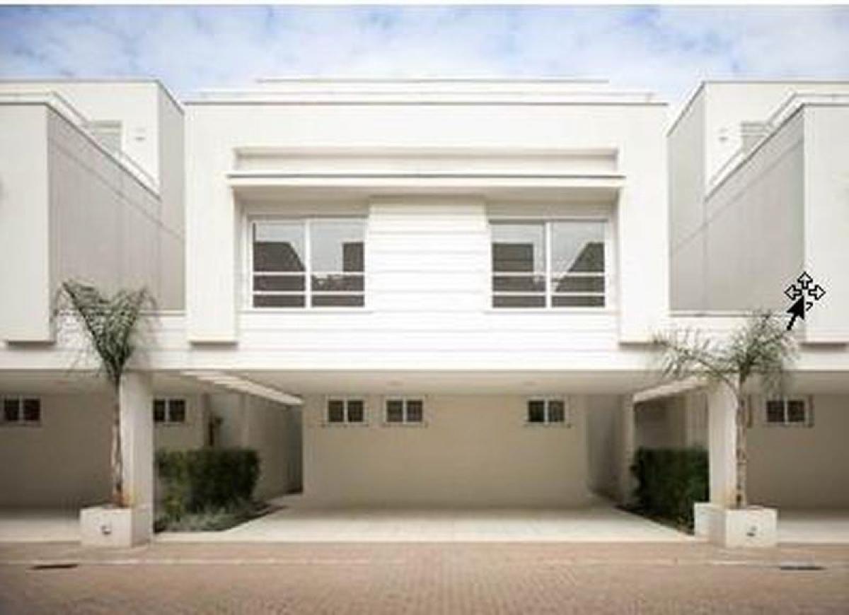 4 bedrooms House in Sao Paulo, Brazil No. 471527