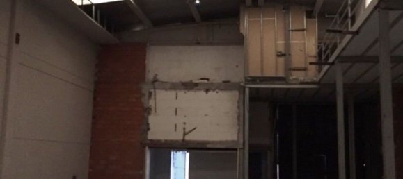 Entrepôt à La Muela, Spain 560m² No. 65124 7