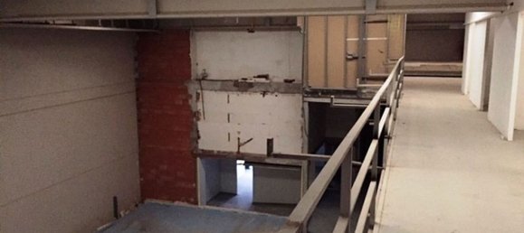 Entrepôt à La Muela, Spain 560m² No. 65124 19