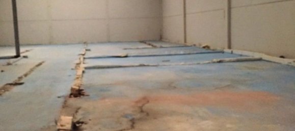 Entrepôt à La Muela, Spain 560m² No. 65124 3