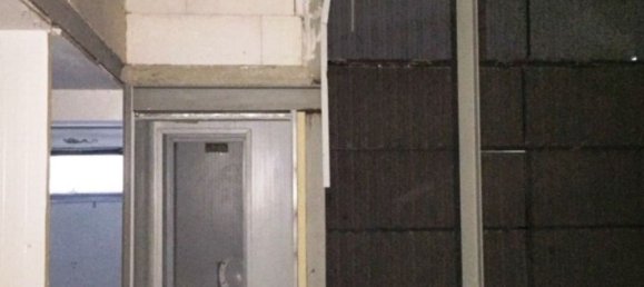 Entrepôt à La Muela, Spain 560m² No. 65124 10