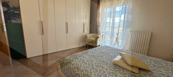 3 rooms Apartment in Bitonto, Italy No. 22477 22