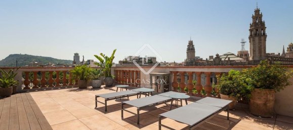 3 bedrooms Penthouse in Ciutat Vella, Spain No. 169870 4