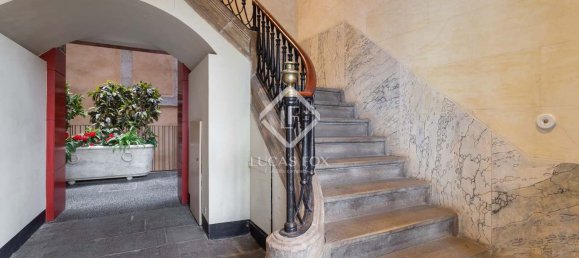 3 bedrooms Penthouse in Ciutat Vella, Spain No. 169870 12