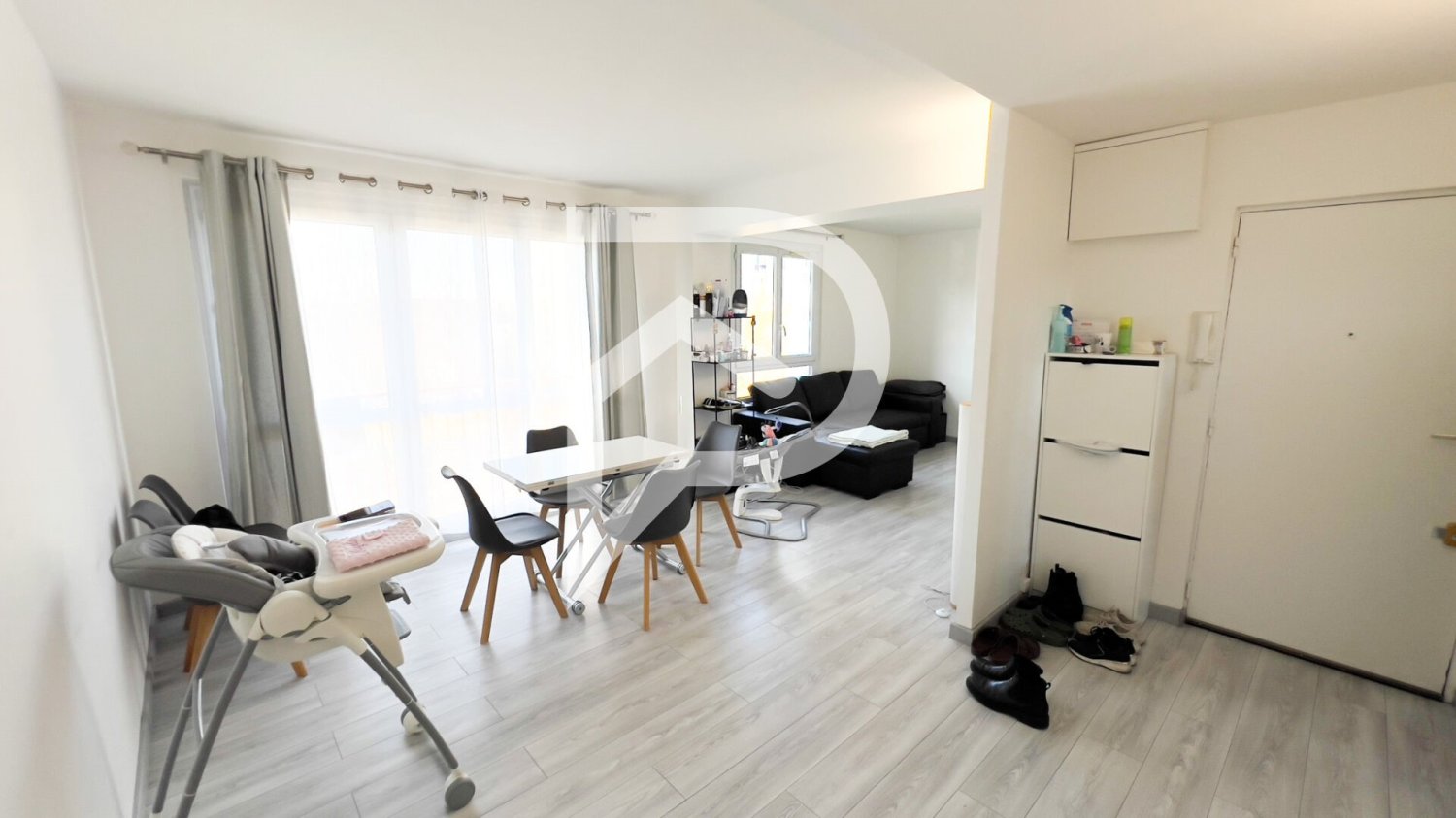 2 bedrooms Apartment in Drancy, France No. 138512