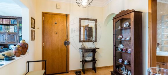 2 Schlafzimmer Wohnung in Lisbon, Portugal, Nr. 63747 3