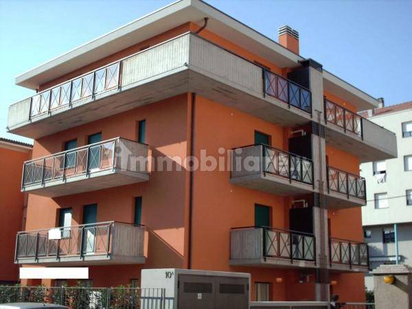 Пентхаус с 1 спальней в Бергамо, Италия № 252358