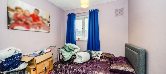 3 bedrooms House in Havant, United Kingdom No. 2166 8