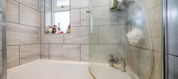 3 bedrooms House in Havant, United Kingdom No. 2166 11