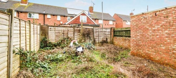 3 bedrooms House in Havant, United Kingdom No. 2166 13