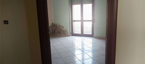 3 rooms Apartment in Pontelandolfo, Italy No. 308174 14