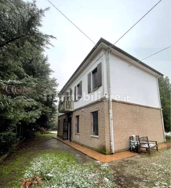 3 Schlafzimmer Villa in Poggio Renatico, Italy, Nr. 348824