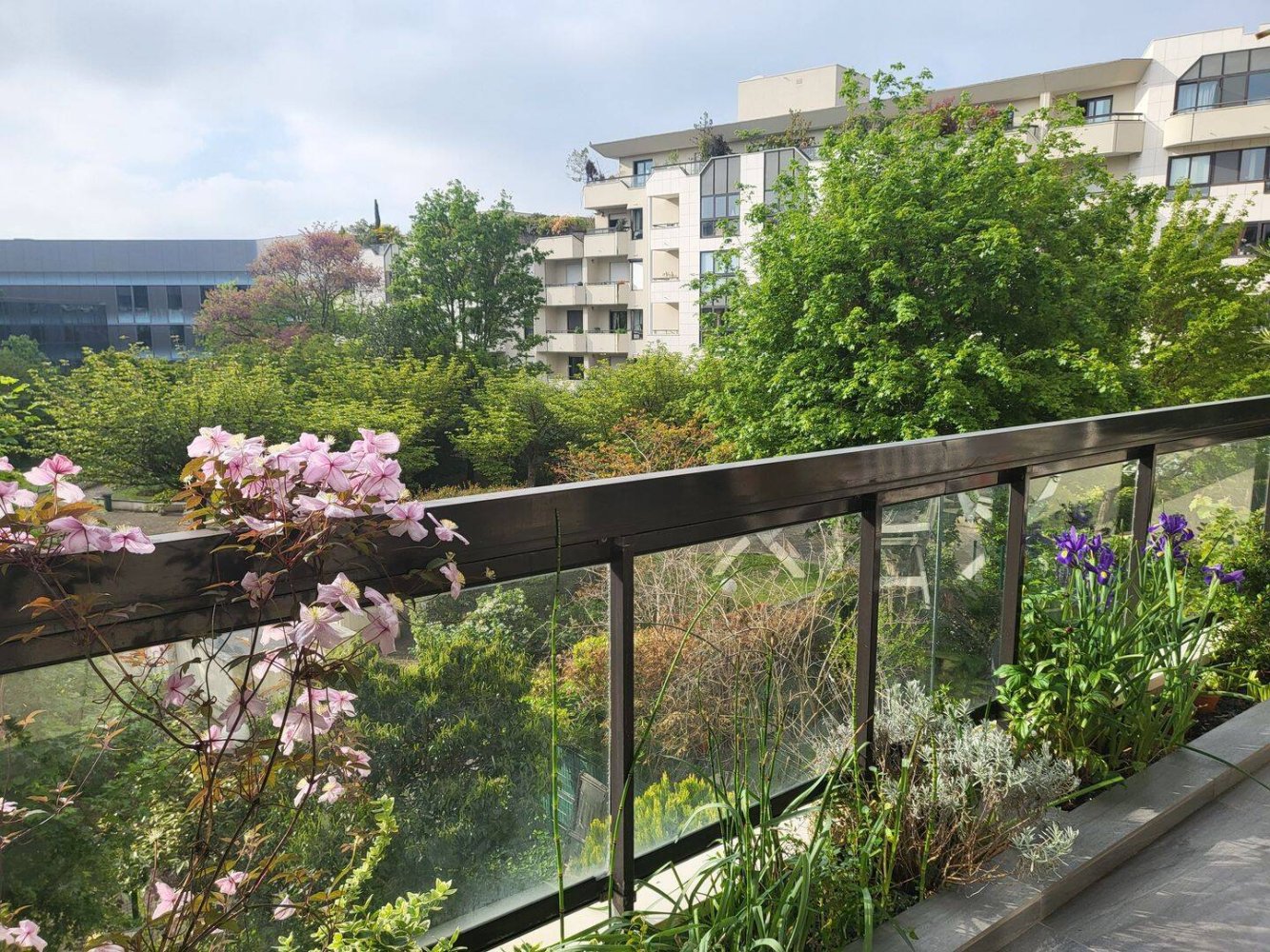 Квартира с 5 спальнями в Сюрен, Франция № 331524