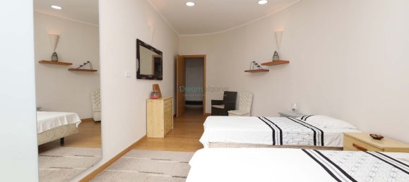 Propiedad comercial de 6 dormitorios en Luz, Portugal No. 118685 5