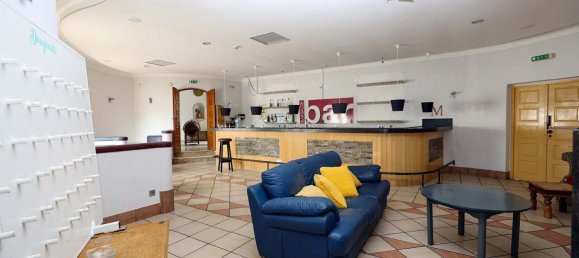 Propiedad comercial de 6 dormitorios en Luz, Portugal No. 118685 26