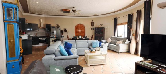 Propiedad comercial de 6 dormitorios en Luz, Portugal No. 118685 25