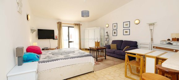 Propiedad comercial de 6 dormitorios en Luz, Portugal No. 118685 11