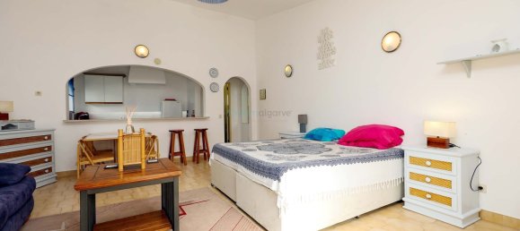 Propiedad comercial de 6 dormitorios en Luz, Portugal No. 118685 19