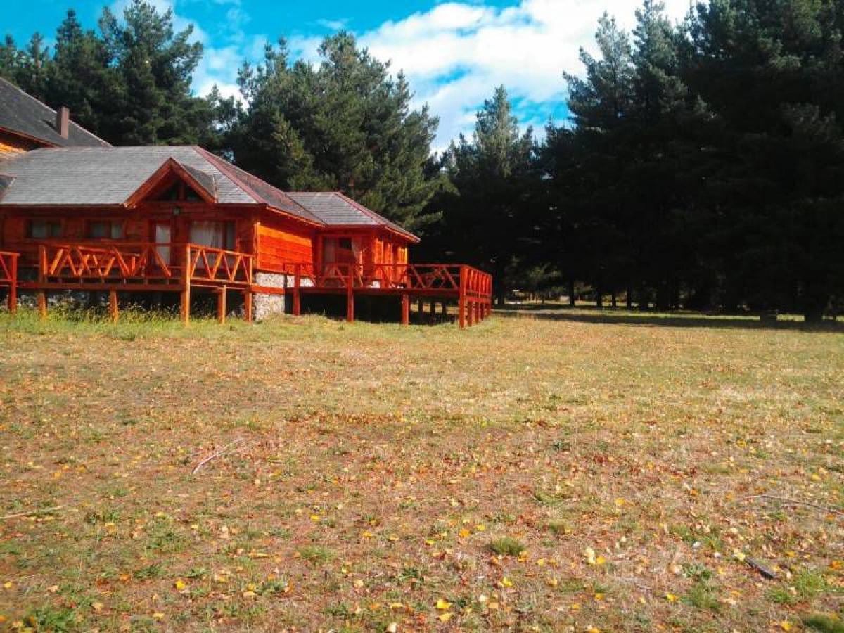 7 bedrooms House in Chubut, Argentina No. 19580