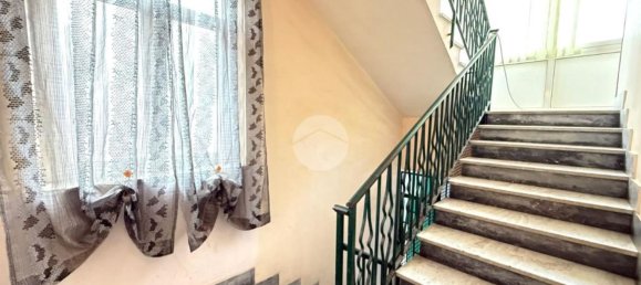 2 rooms Apartment in Naples, Italy No. 94125 17