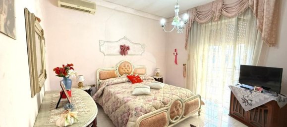 2 rooms Apartment in Naples, Italy No. 94125 30