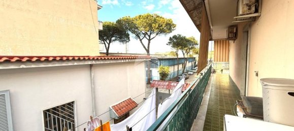 2 rooms Apartment in Naples, Italy No. 94125 59