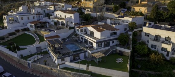 6 bedrooms Villa in Benalmadena, Spain No. 43195 14
