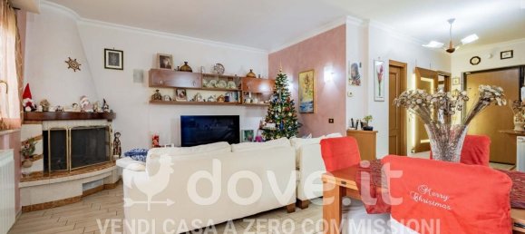 Villa de 4 habitaciónes en Rome, Italy No. 189423 2