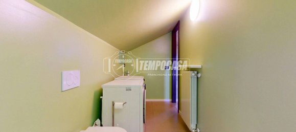 Apartamento de 2 dormitorios en Borgo San Dalmazzo, Italy No. 193307 28