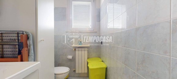 Apartamento de 2 dormitorios en Borgo San Dalmazzo, Italy No. 193307 16