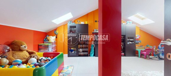 Apartamento de 2 dormitorios en Borgo San Dalmazzo, Italy No. 193307 34