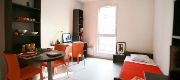  شقة في Lyon, France 35متر مربع رقم 1913 2