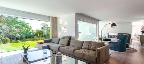 6 bedrooms Villa in Cascais, Portugal No. 123502 14