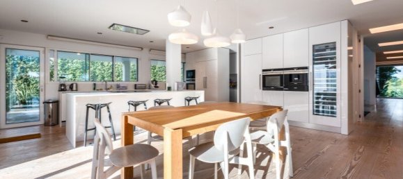 6 bedrooms Villa in Cascais, Portugal No. 123502 21