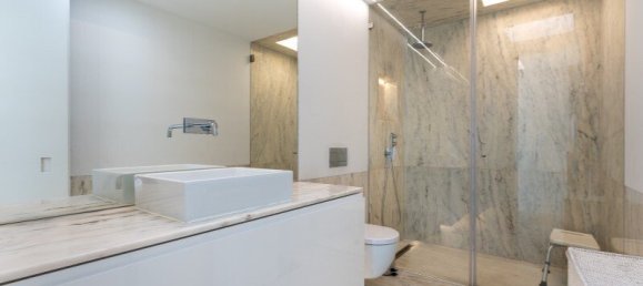 6 bedrooms Villa in Cascais, Portugal No. 123502 34