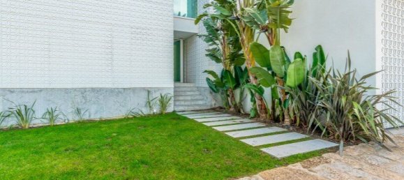 6 bedrooms Villa in Cascais, Portugal No. 123502 8