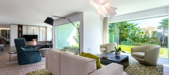 6 bedrooms Villa in Cascais, Portugal No. 123502 15